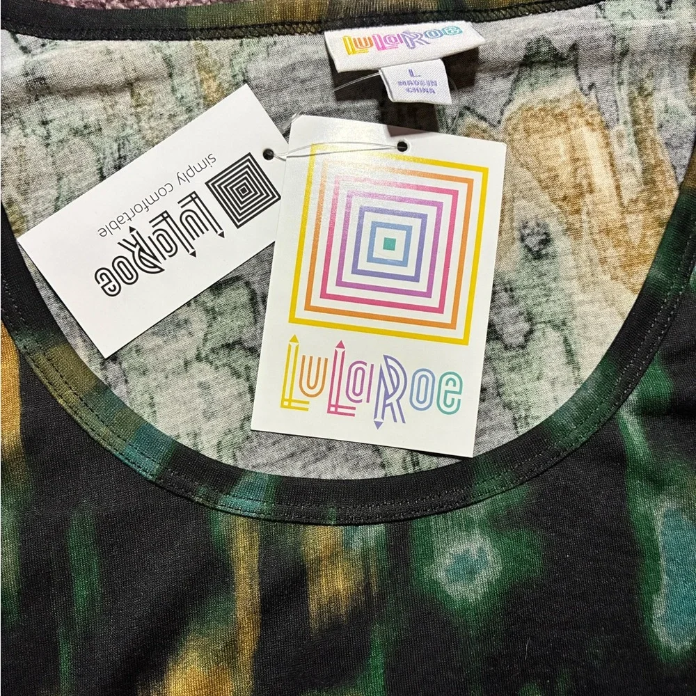 LuLaRoe Women's Long Sleeve Top in Green, Yellow, Black Abstract Print - Picture 2 of 3